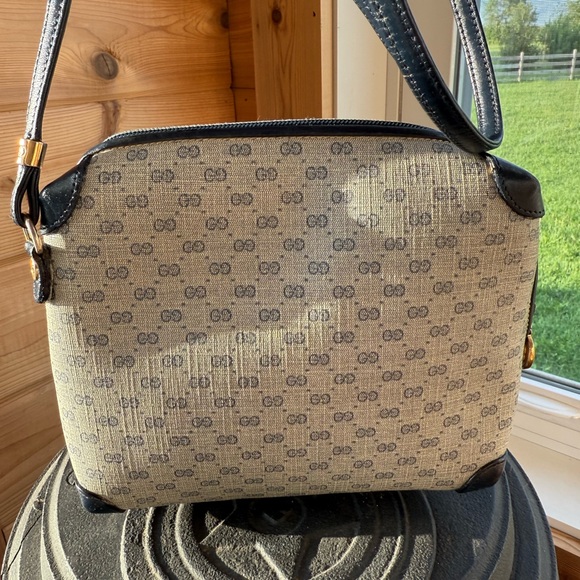 Gucci VINTAGE Micro GG Navy Canvas Crossbody - Picture 5 of 10